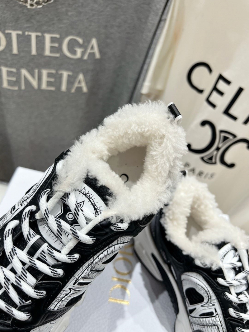 chr1st1an D10r sneakers